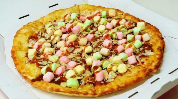 Pizza de Caramelo y Nubes Pizza Hut